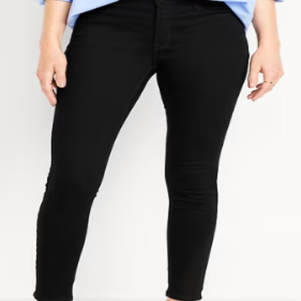 Old Navy High-Waisted Rockstar Super-Skinny Jeans in Black, Size 8 Tall